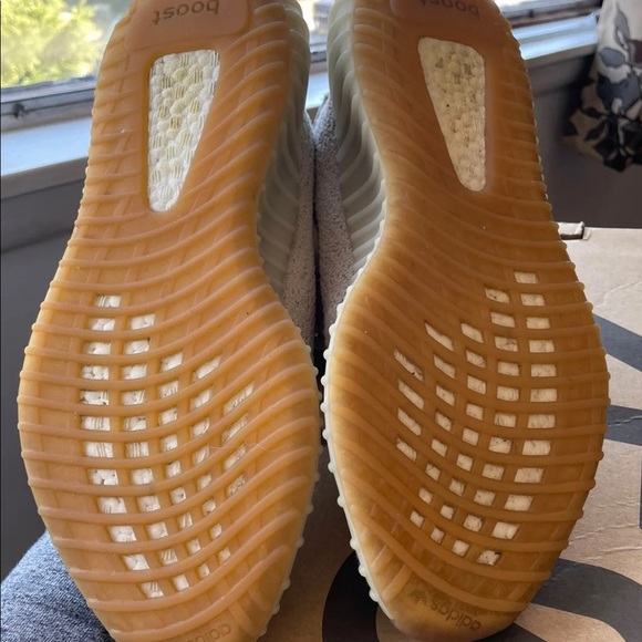 Adidas Yeezy Boost 350 V2 main image 6